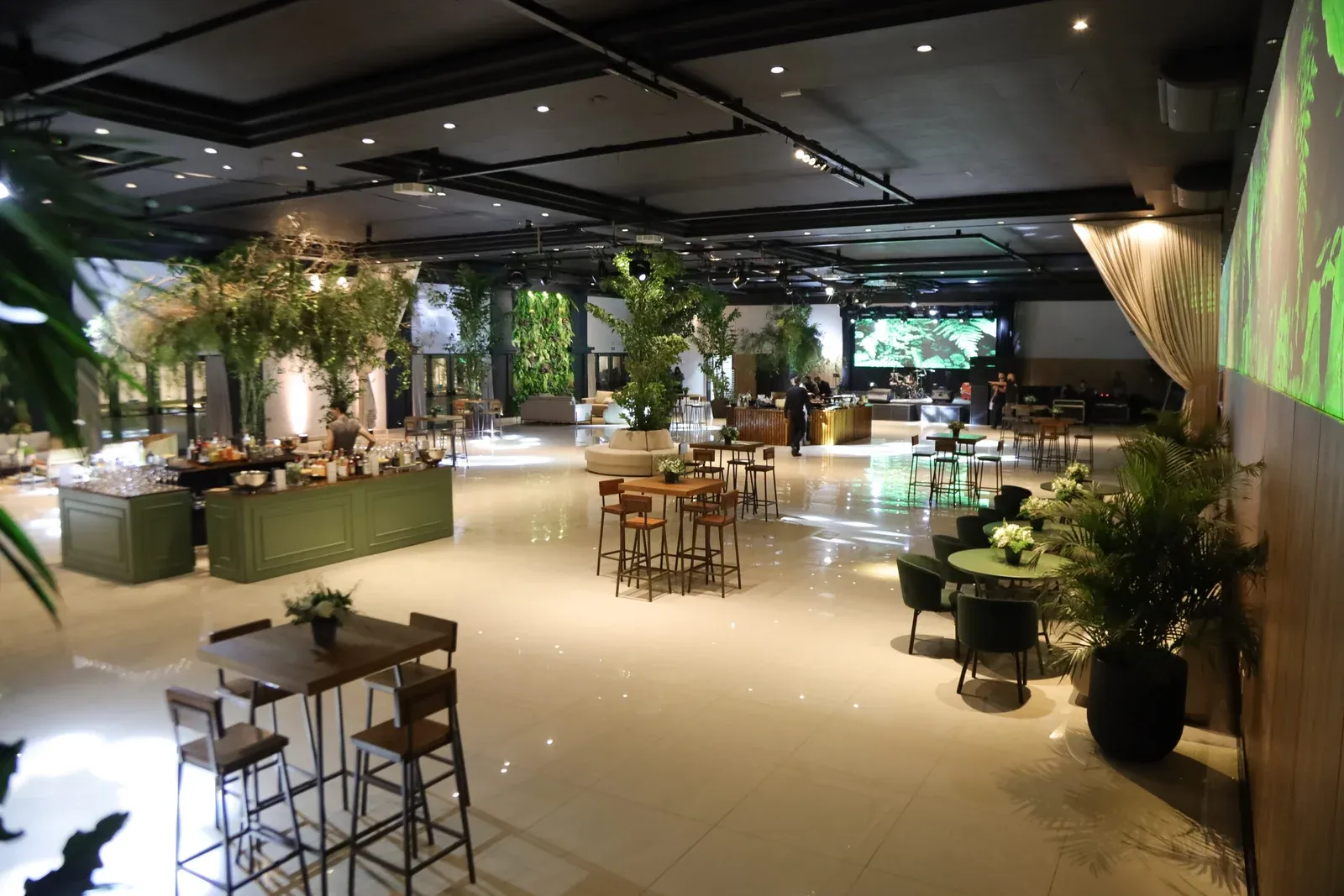 Golden Hall - Foto 1